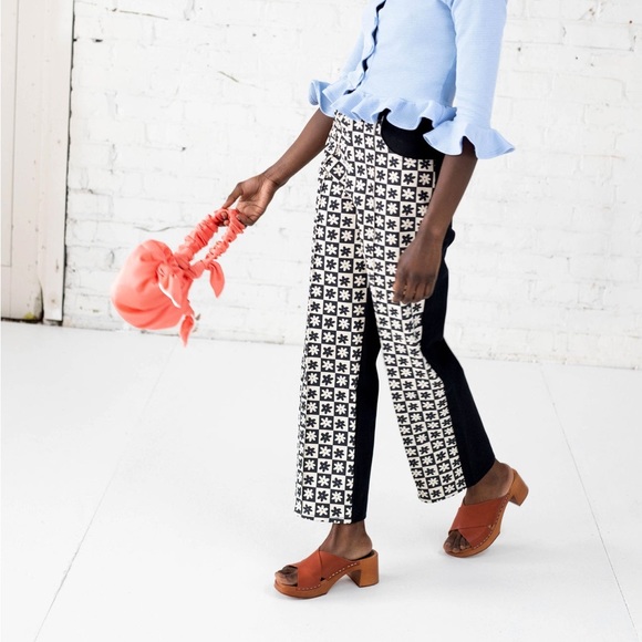 sold- LISA SAYS GAH! Robyn Jeans in Black Daisy Check - Picture 4 of 13